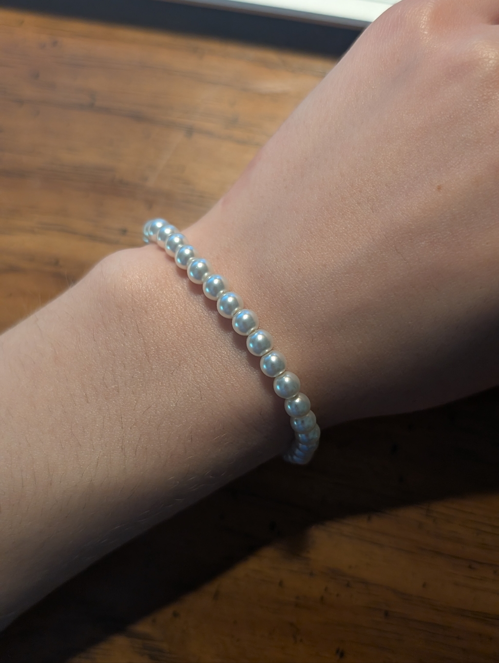 Classic White Pearl Stretch Bracelet